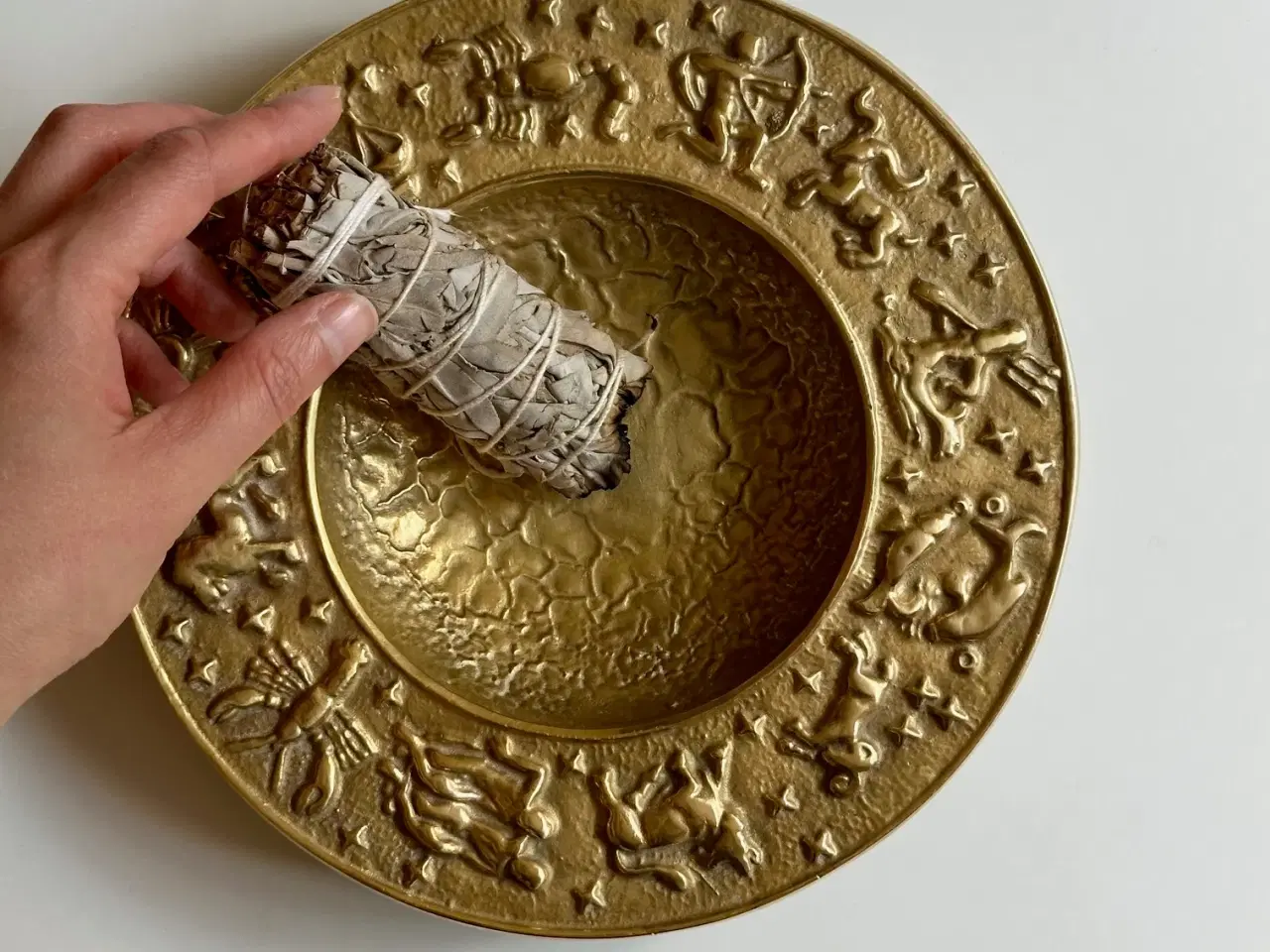 Billede 1 - Nordisk Malm, bronzefad m stjernetegn, stort