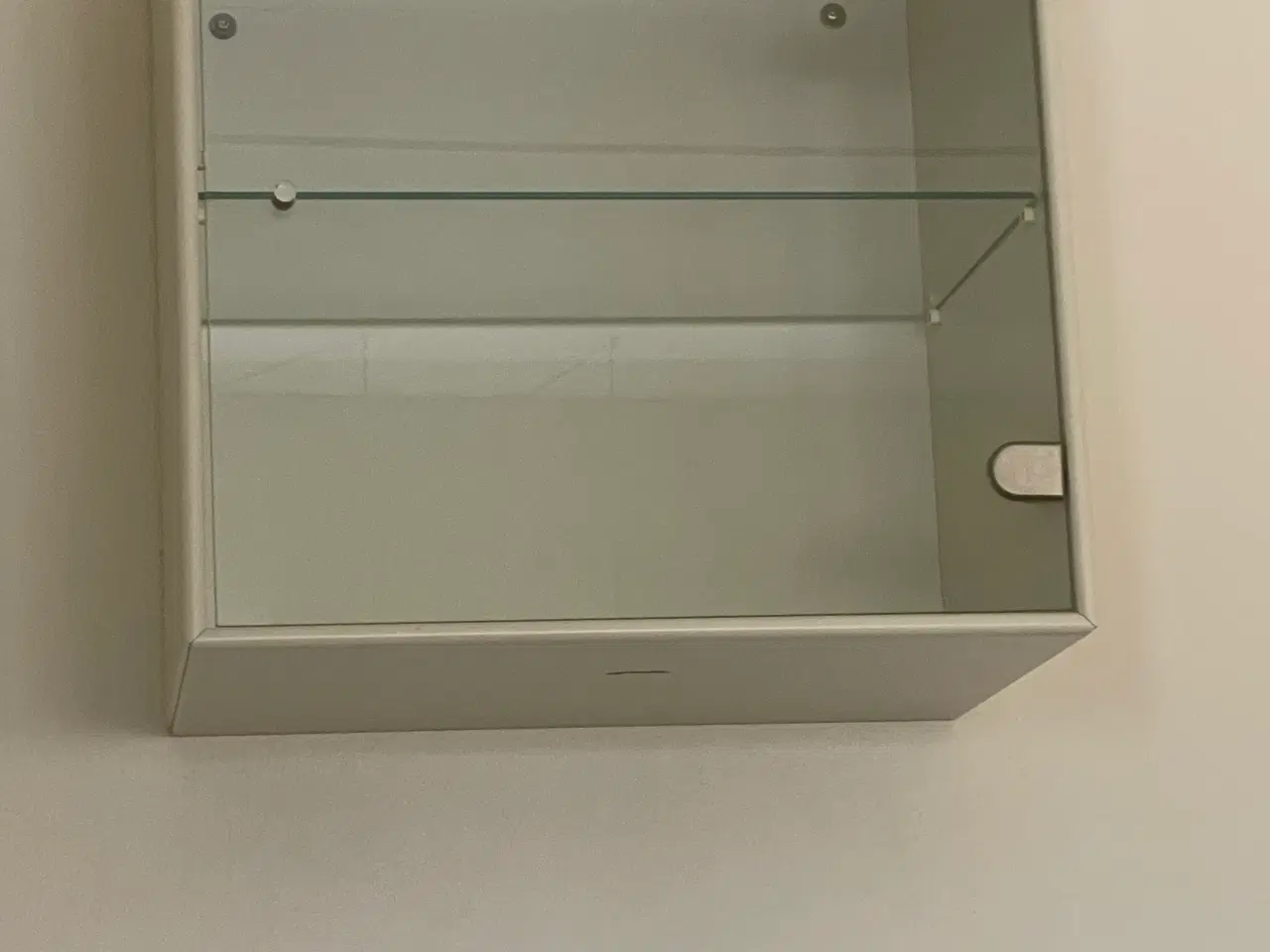 Billede 5 - Montana skan med glaslåge