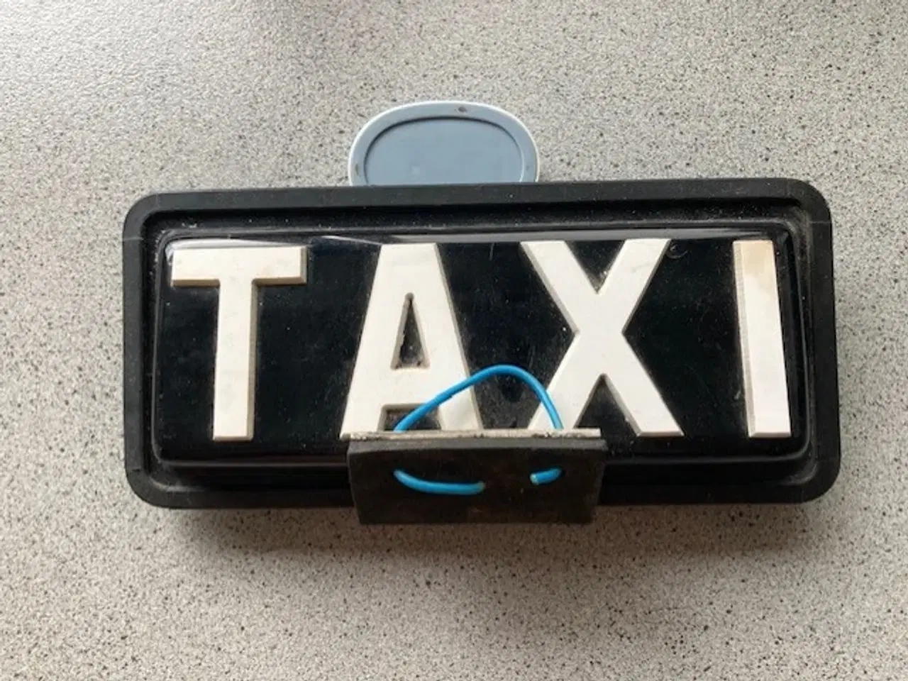 Billede 1 - TAXI skilt til taget på bil