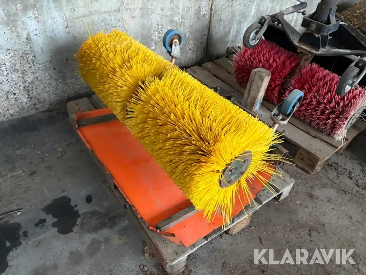 Billede 2 - Fejekost