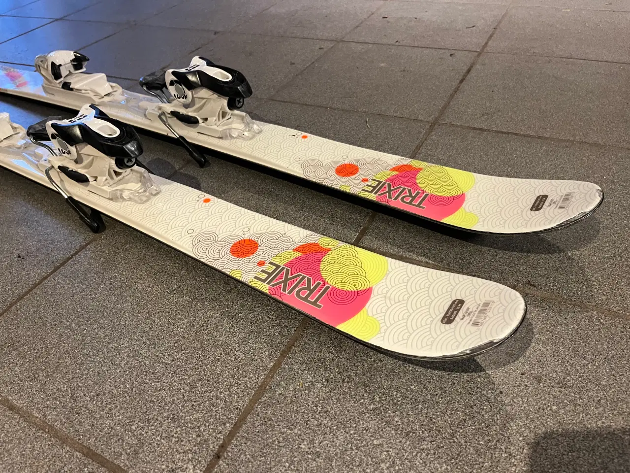 Billede 2 - Ski twintip 148 cm