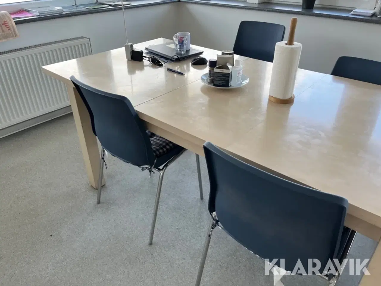 Billede 5 - Spisebord med 14 stole