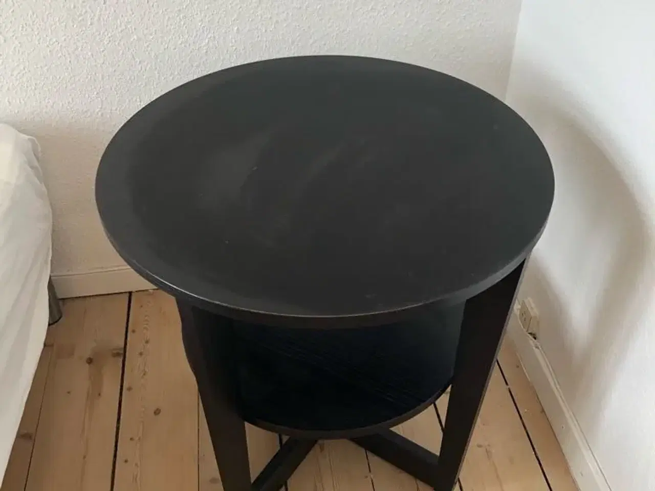 Billede 1 - Lille bord fra IKEA