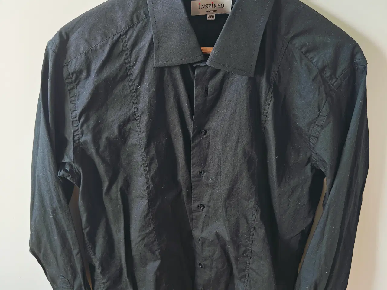 Billede 1 - Sort skjorte fra INSPIRED str. XL ny.