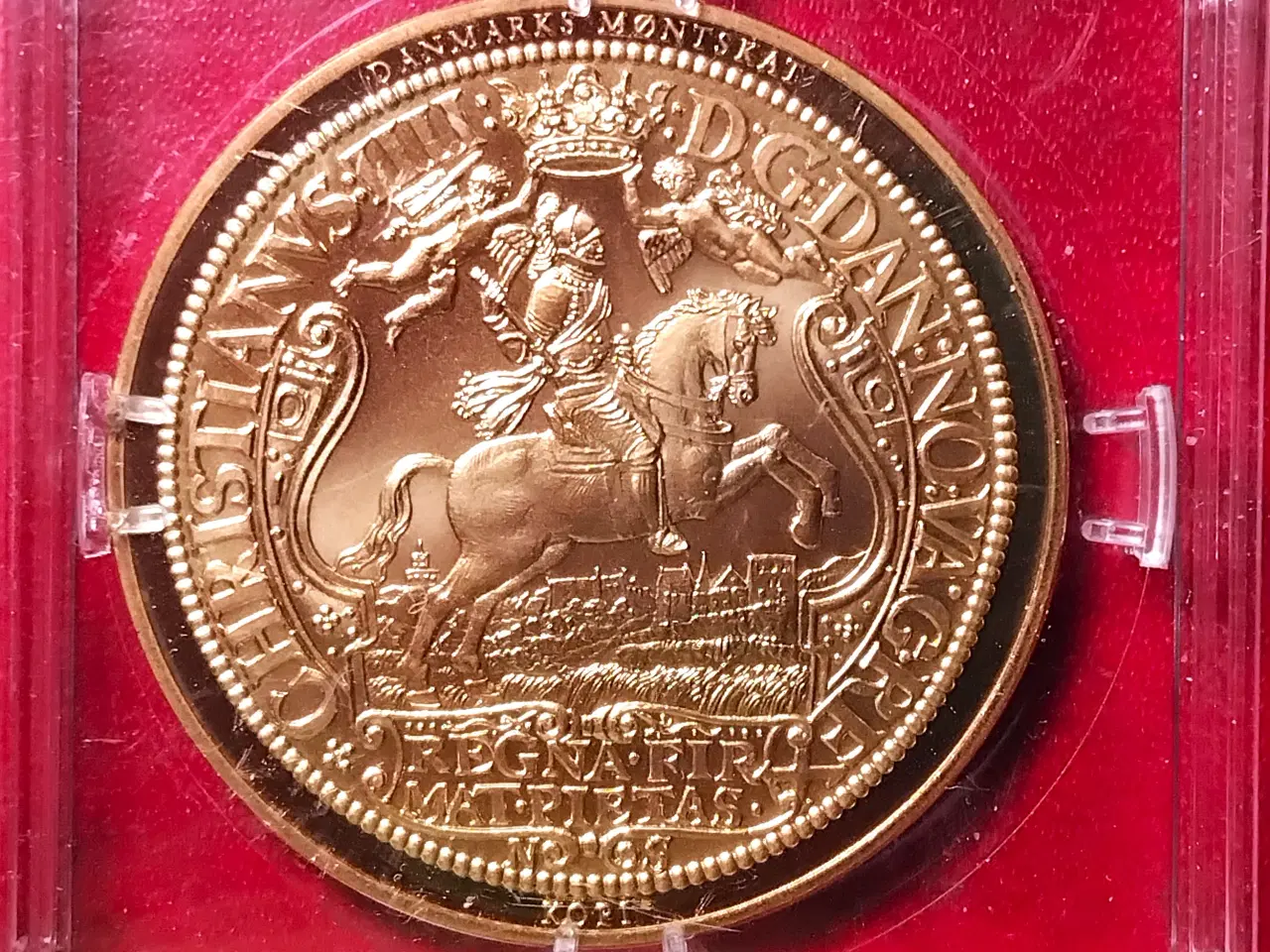 Billede 1 - PORTUGALØSER 1591 Chr. IV Sølv 24 Karat Forgyldt