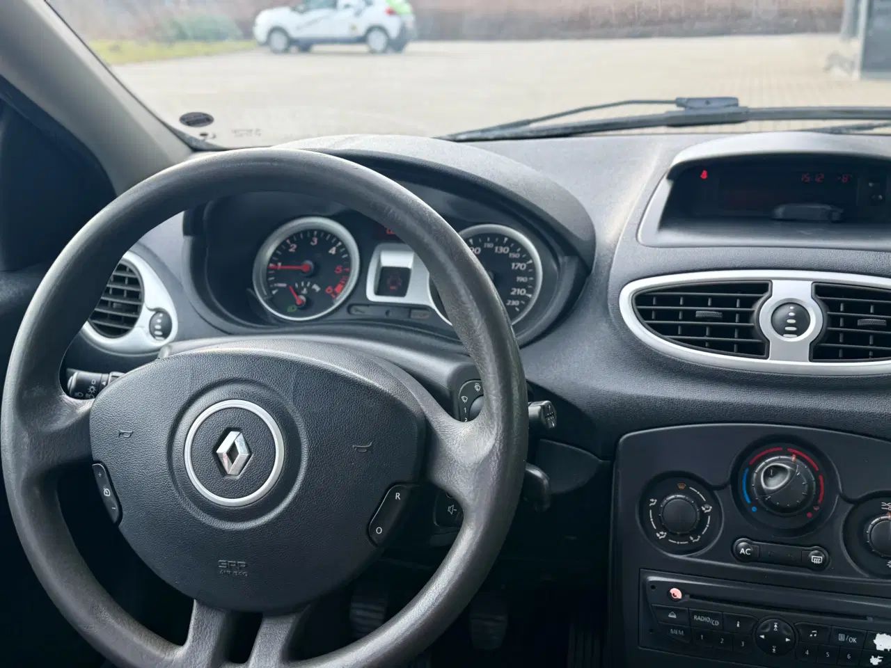 Billede 8 - Renault Clio III st car sælges - Nysynet, 25 km/l