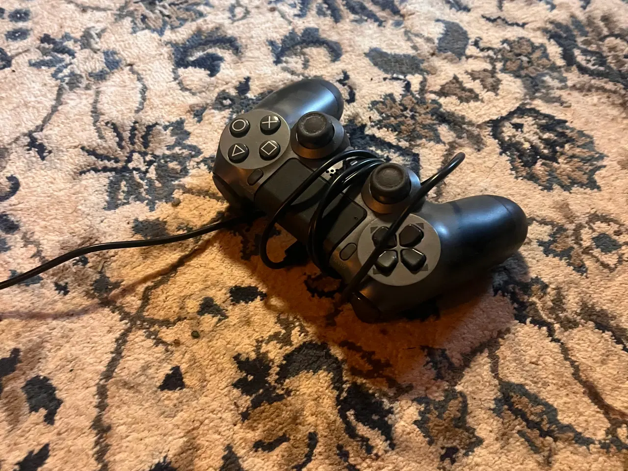 Billede 4 - Playstationmed skærm og kontroller