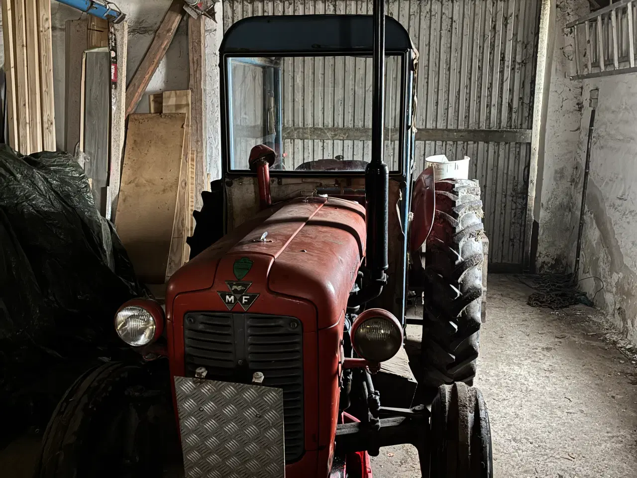 Billede 2 - Massey Ferguson traktor m. skovl, vogn, plov og ha