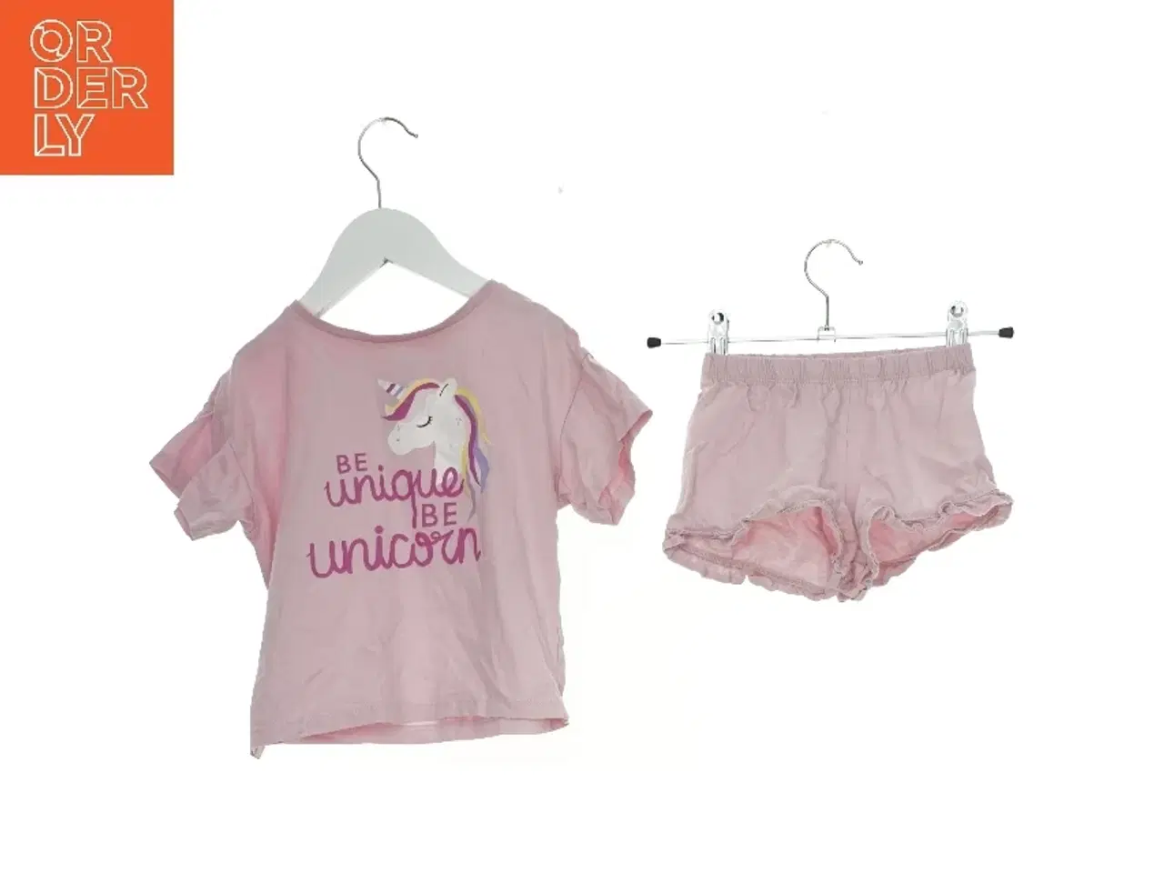 Billede 1 - Sæt fra H&M (str. 104 cm)