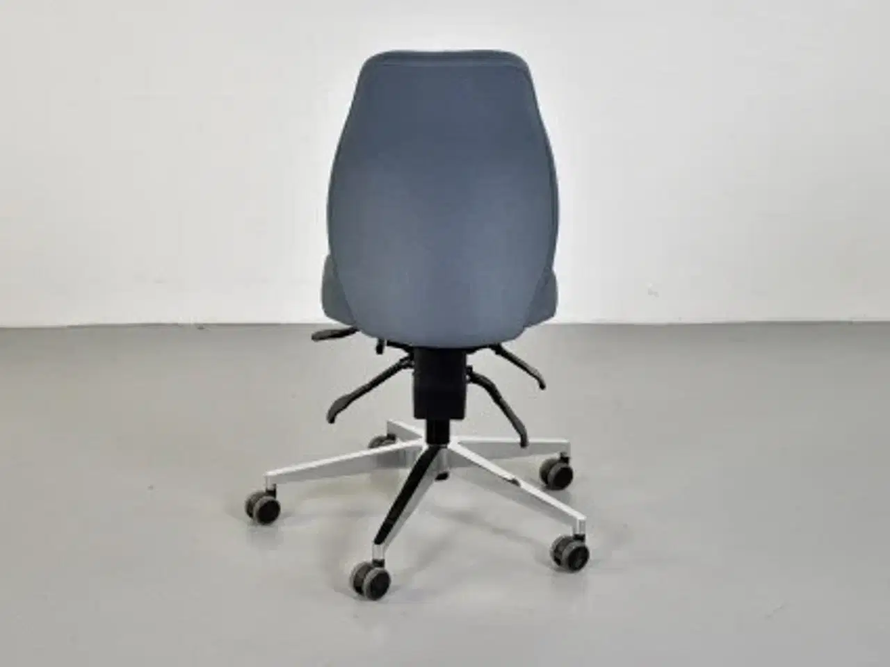 Billede 3 - Scan office kontorstol med blå/grå polster og krom stel