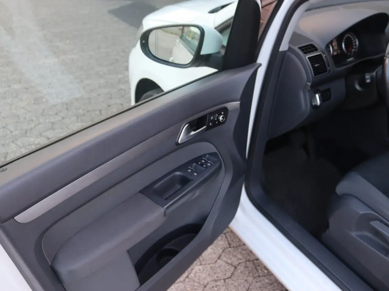 Billede 11 - VW Touran 2,0 TDi 140 Comfortline DSG BMT 7prs