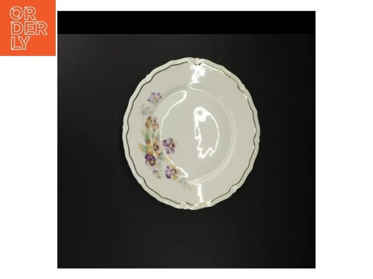 Billede 4 - Porcelæns middags tallerkener med blomstermotiv fra Bavaria (str. Diameter 25 og en halv cm)