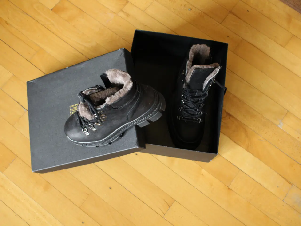 Billede 1 - BILLI BI støvler til salg