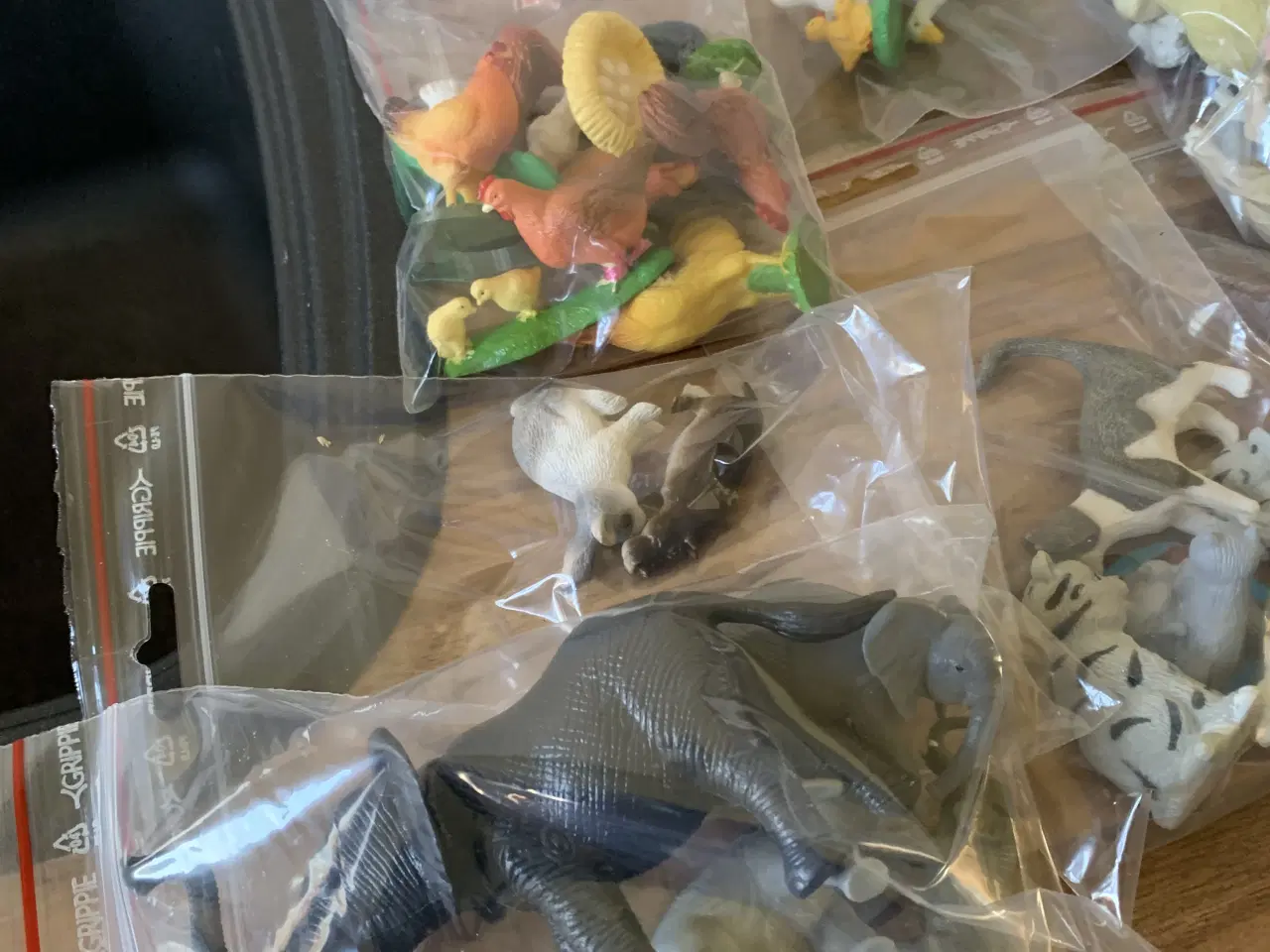 Billede 2 - Forskellige heste grise køer ,hunde og høns i god 