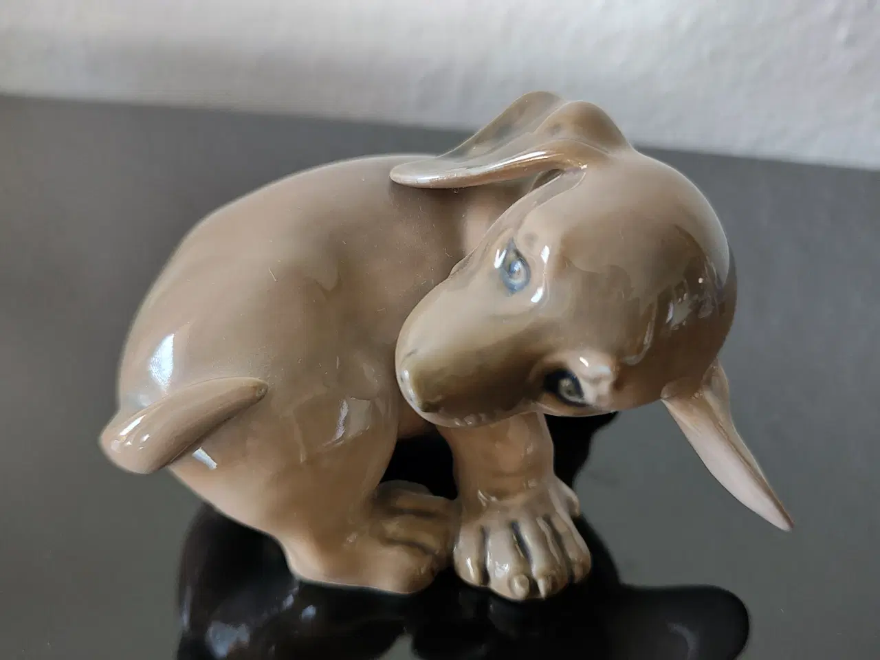 Billede 1 - Grævlingehund, Royal Copenhagen figur nr. 1407