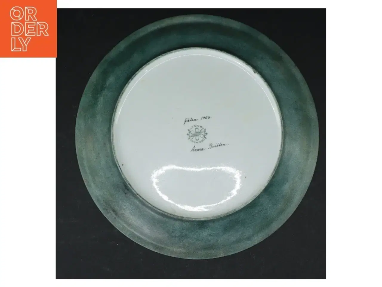 Billede 4 - Håndmalet keramiktallerken fra Lyngby (str. Ø. 25 cm)