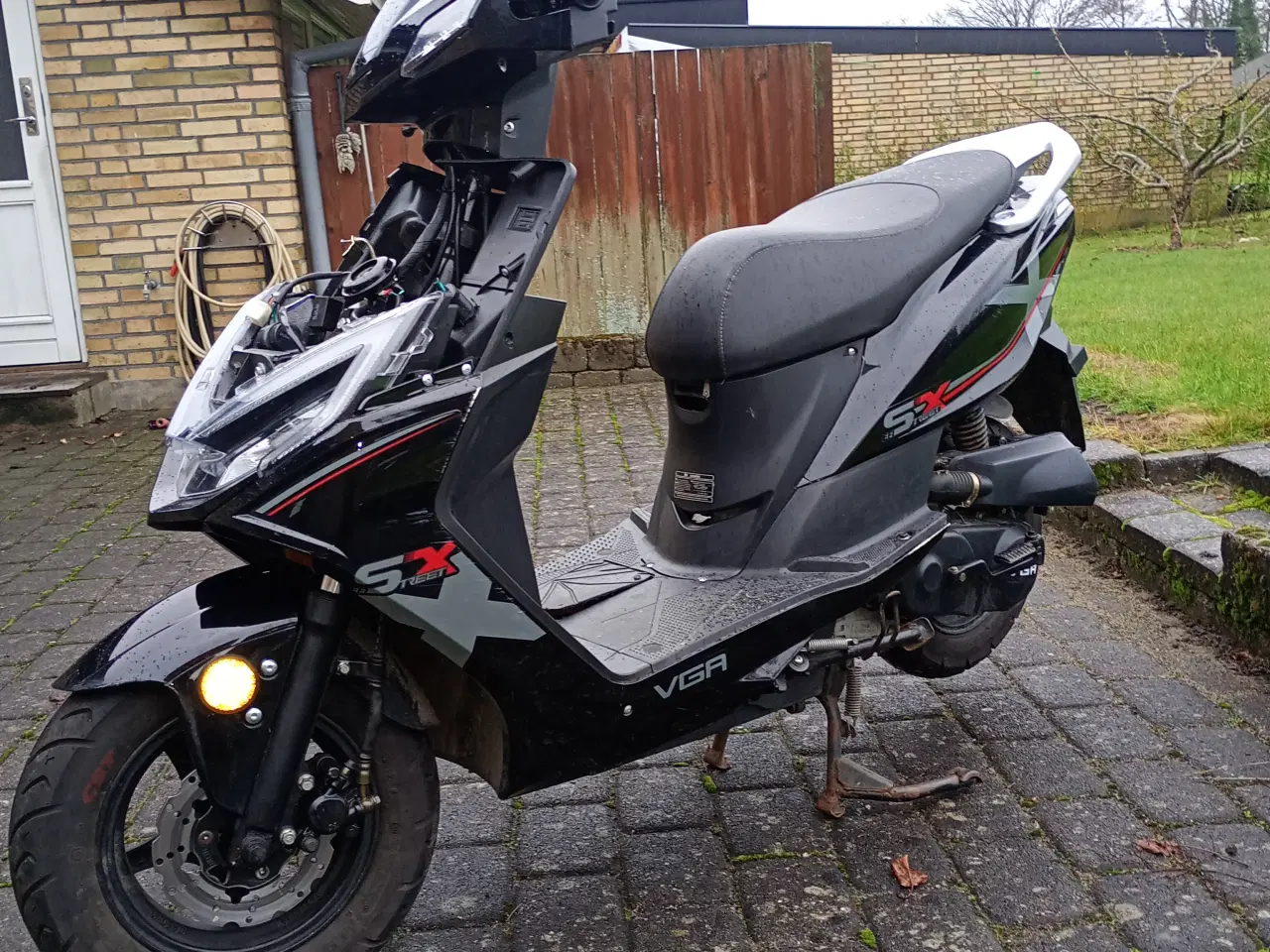 Billede 1 - VGA Street-X årg 2023