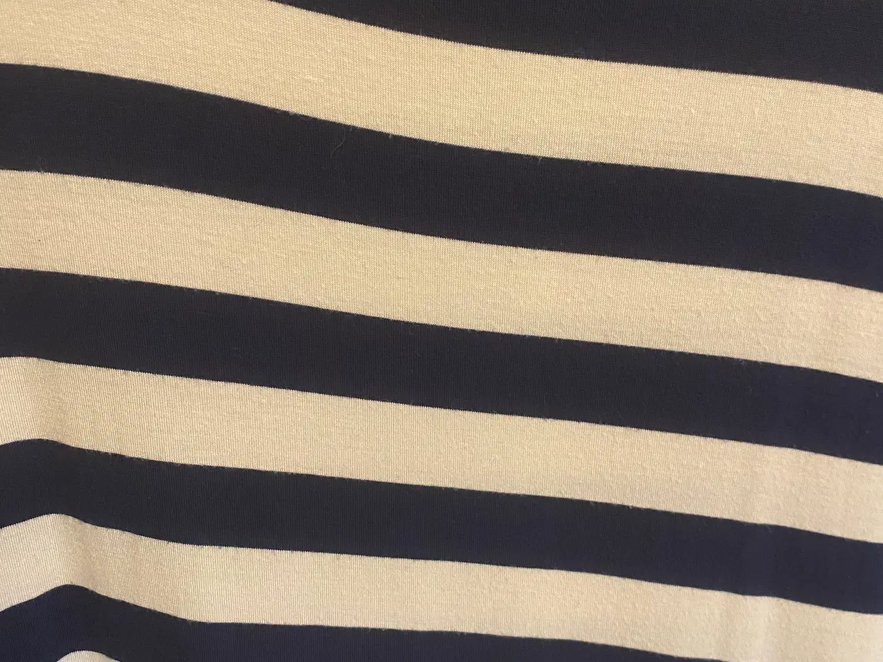 Billede 2 - Kjole i stribet hvid/blå