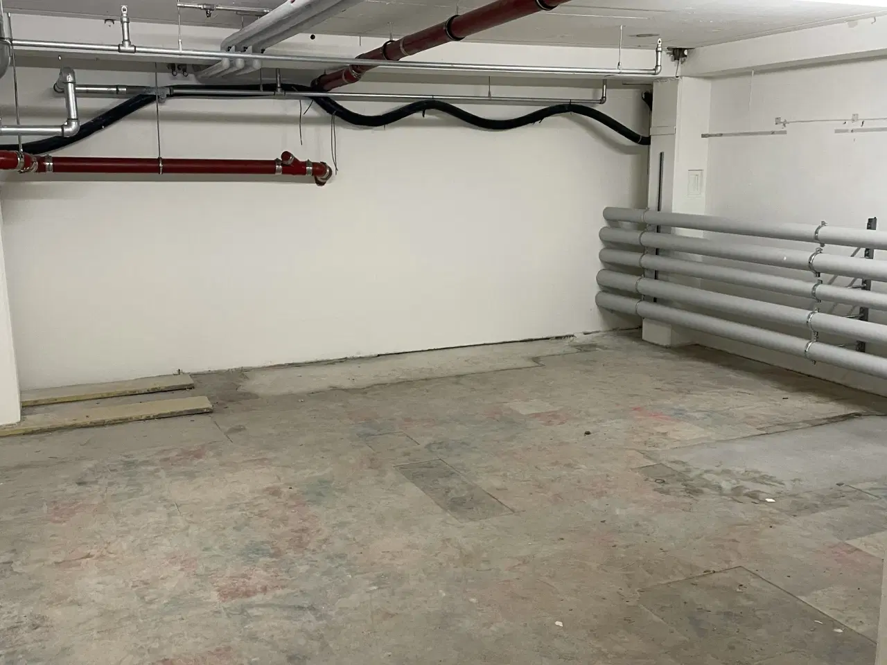 Billede 2 - Kælderlokale i Friheden Butikscenter