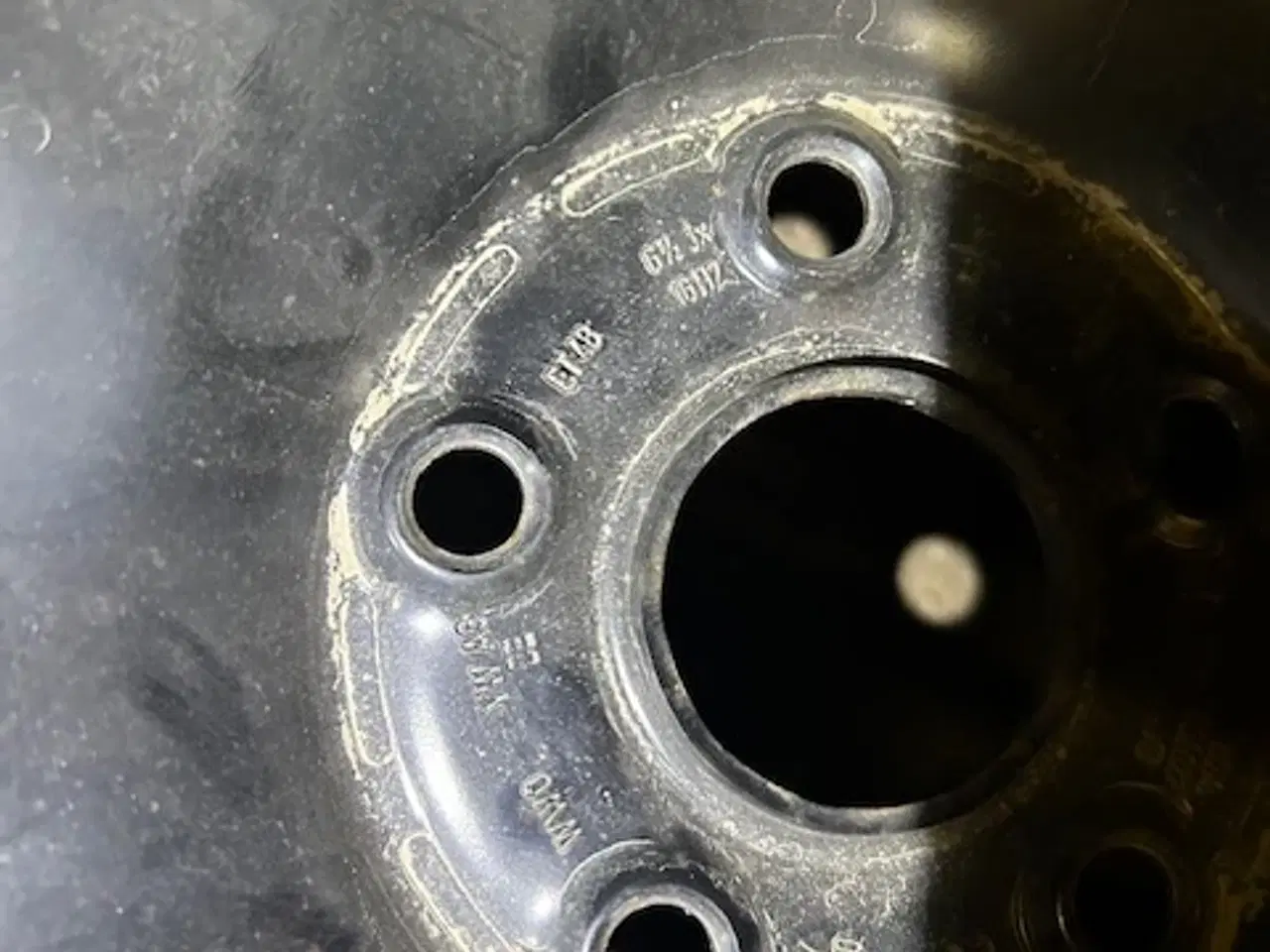 Billede 3 - 16" VW vinterhjul til Tuoran