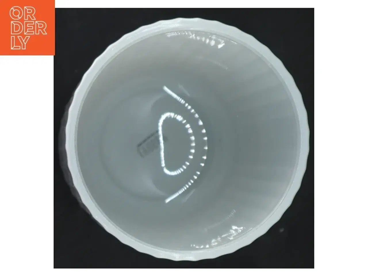 Billede 6 - Hvid porcelænsvase fra Lyngby (str. 20 cm)