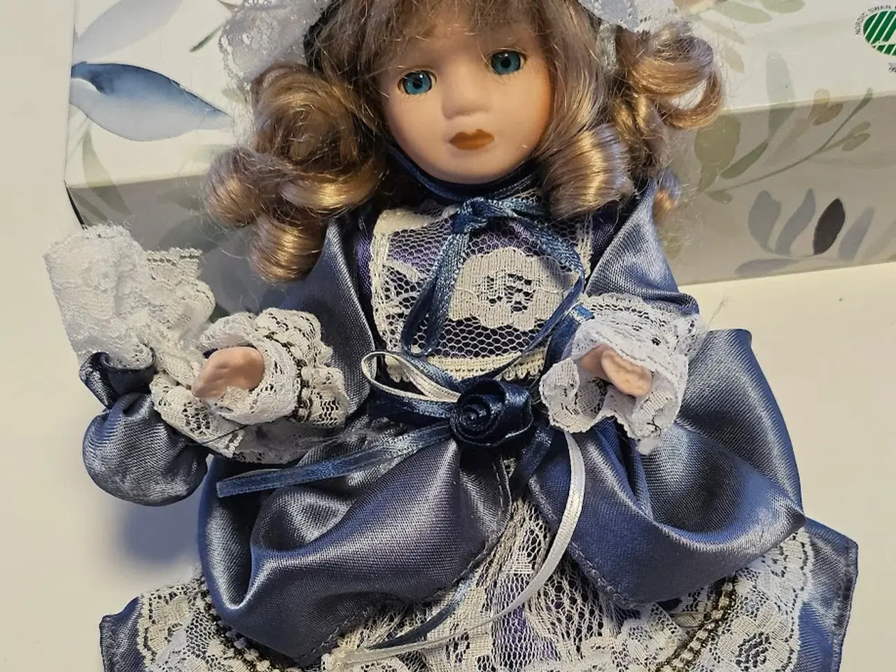 Billede 1 - Vintage porcelænsdukke fra 1980/90'erne.