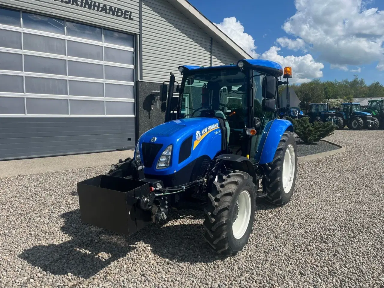 Billede 8 - New Holland T4.75 S Med frontlift
