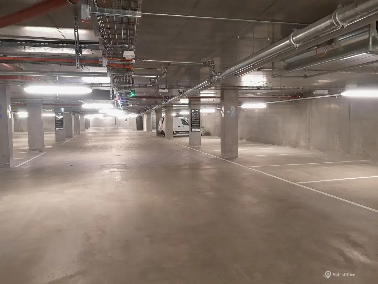 Billede 2 - Parkering til leje i Postbyen i centrum af København.