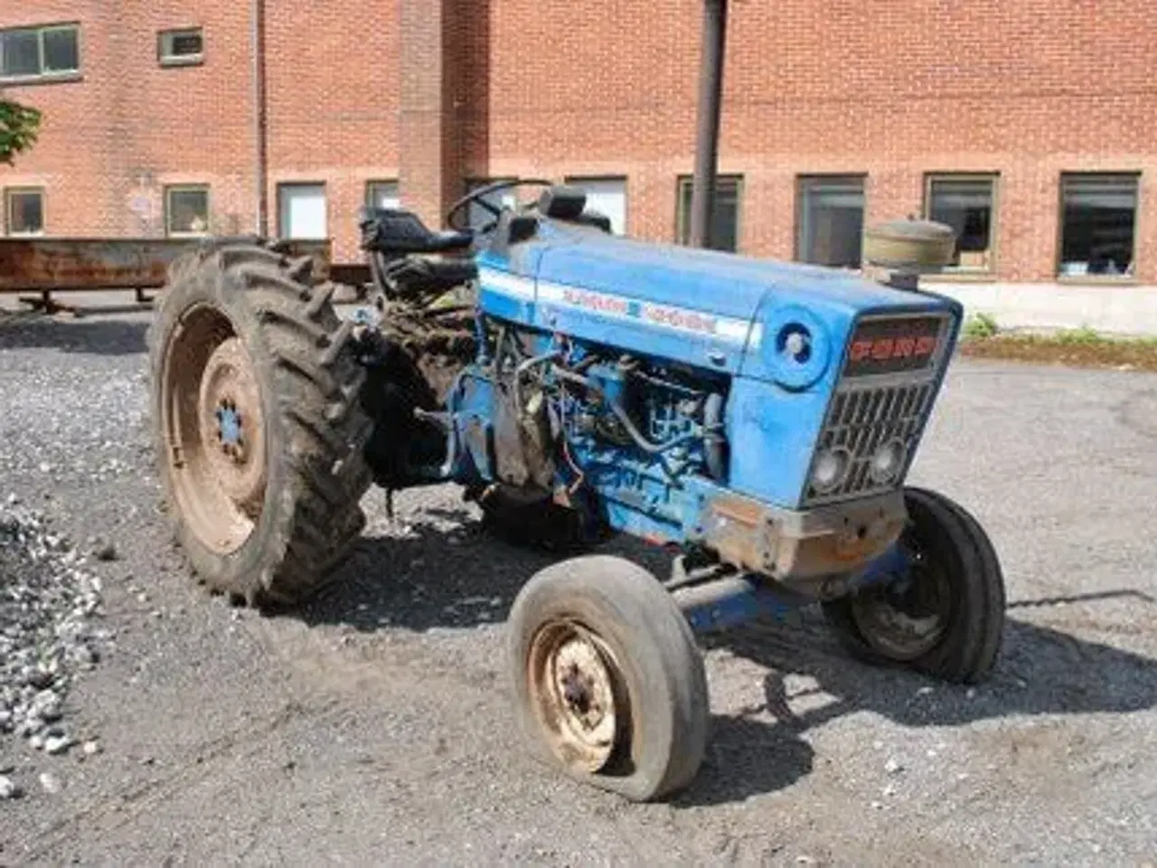 Billede 1 - Ford Traktor Købes også Defekte              