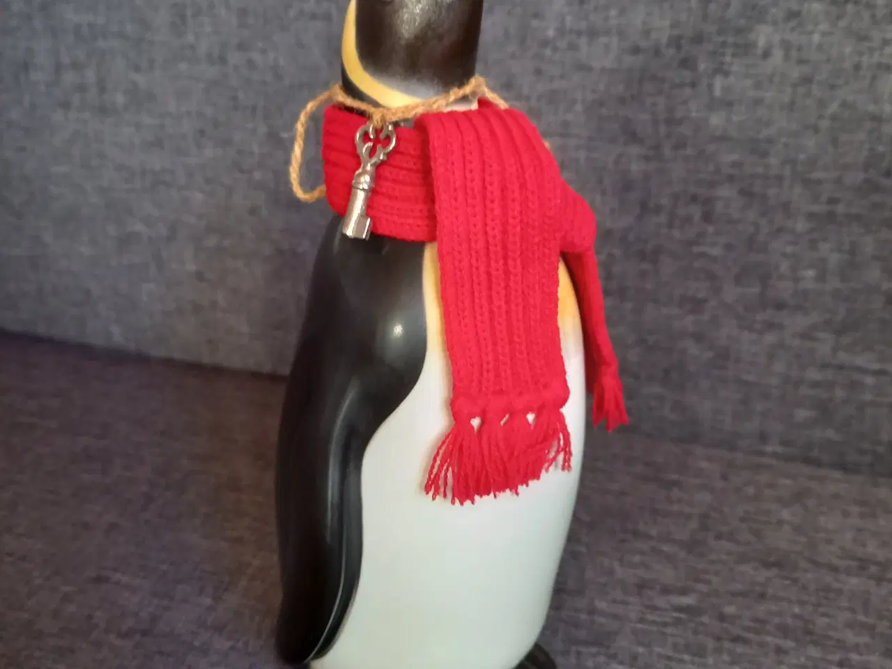 Billede 1 - Knabstrup Denmark pingvin 