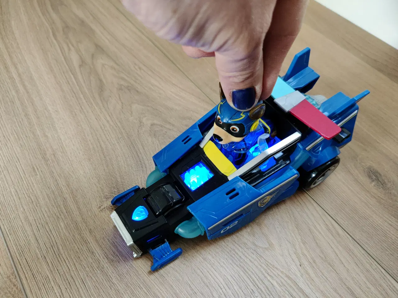 Billede 11 - Paw Patrol figur inkl. køretøjer.