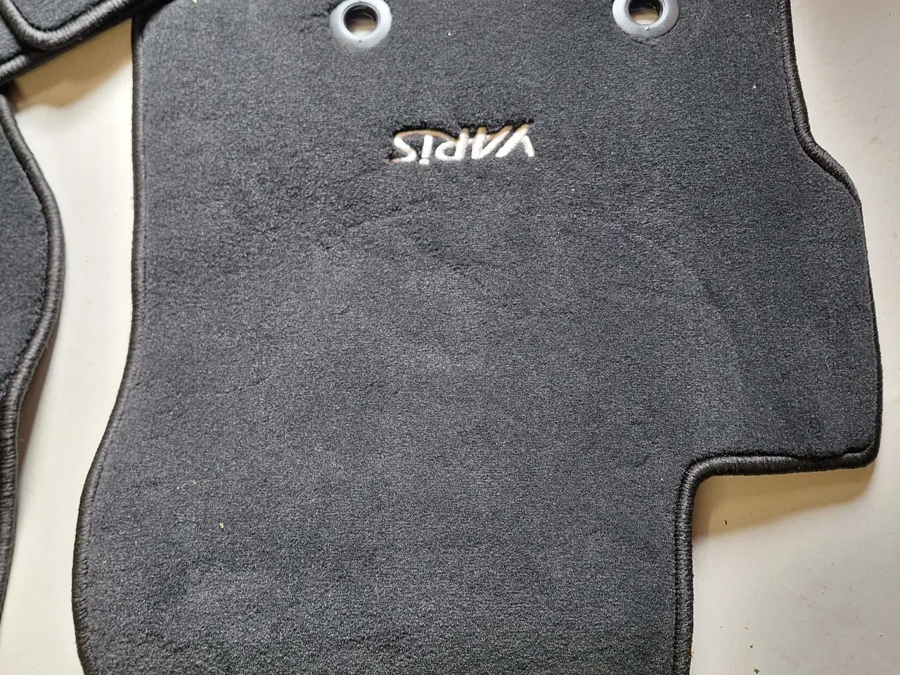 Billede 3 - Toyota yaris Måtter