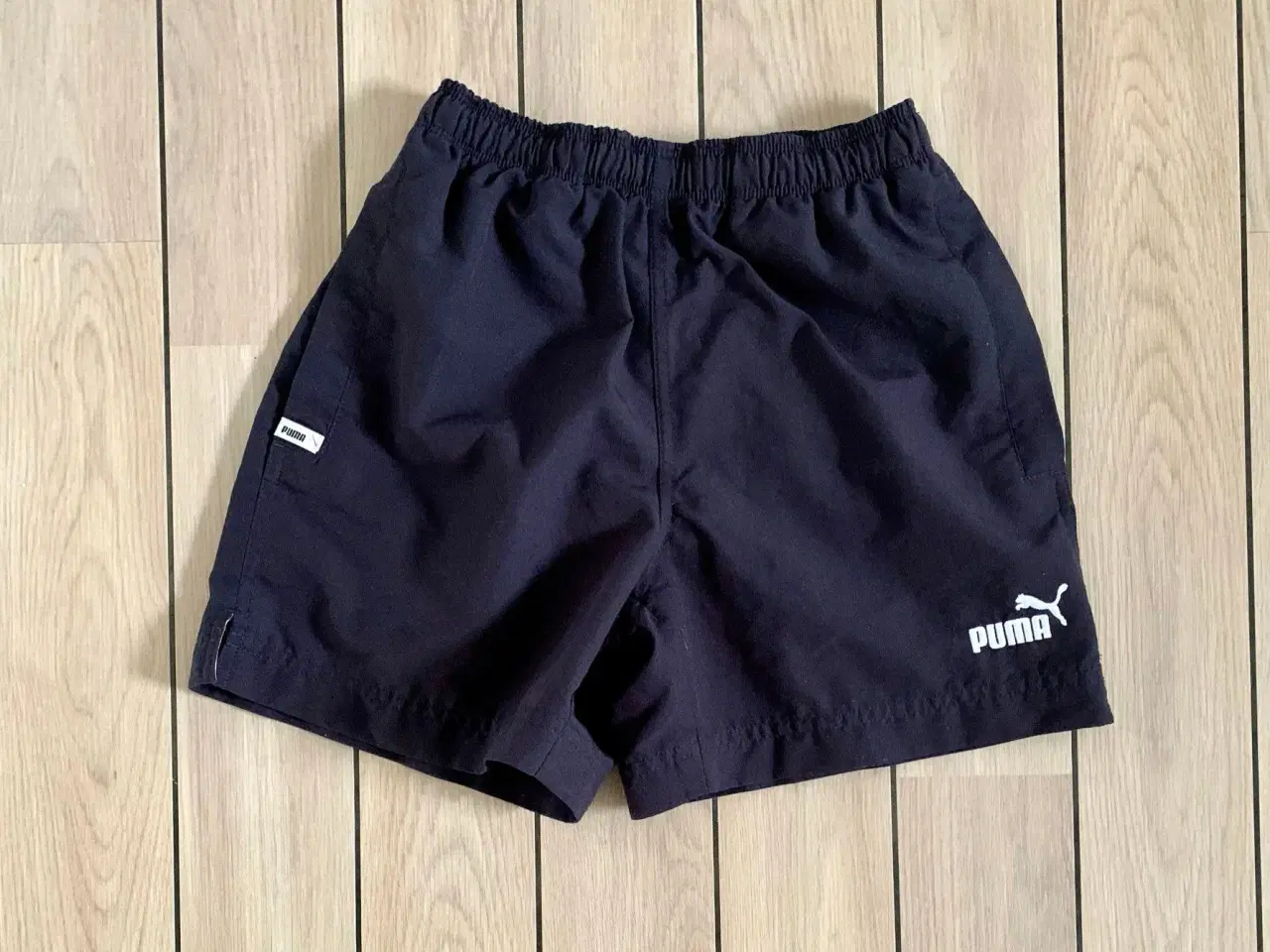 Billede 6 - Puma shorts str. 140 i navy