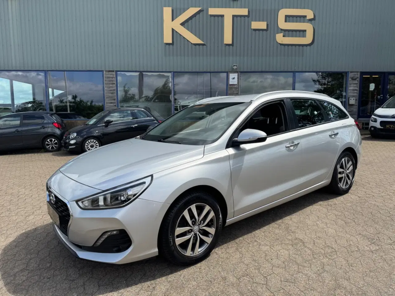 Billede 1 - Hyundai i30 1,0 T-GDi 2019 Edition stc.
