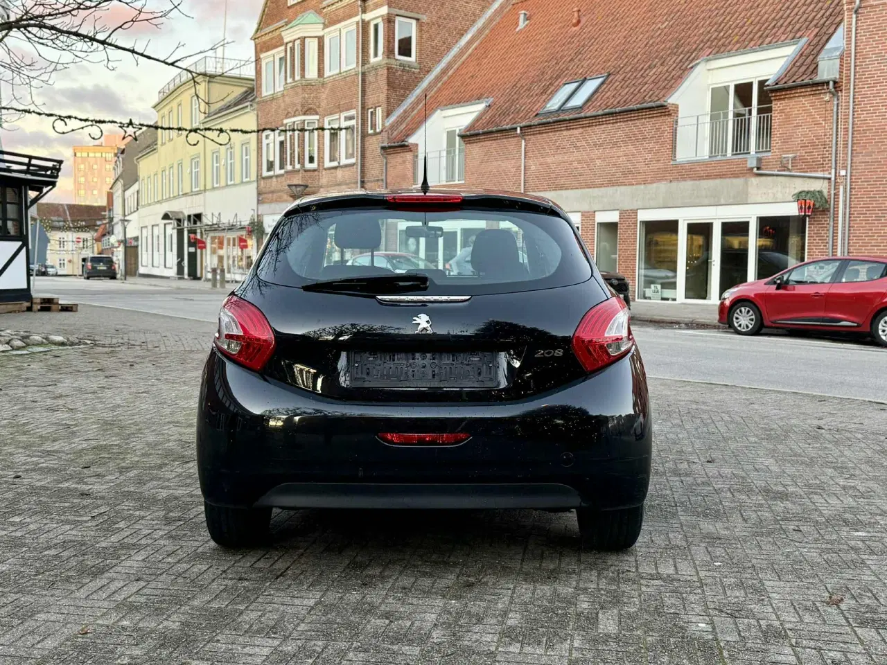 Billede 5 - 🚗 Peugeot 208 – 1.2 benzin – 176.000 km – 5-dørs 