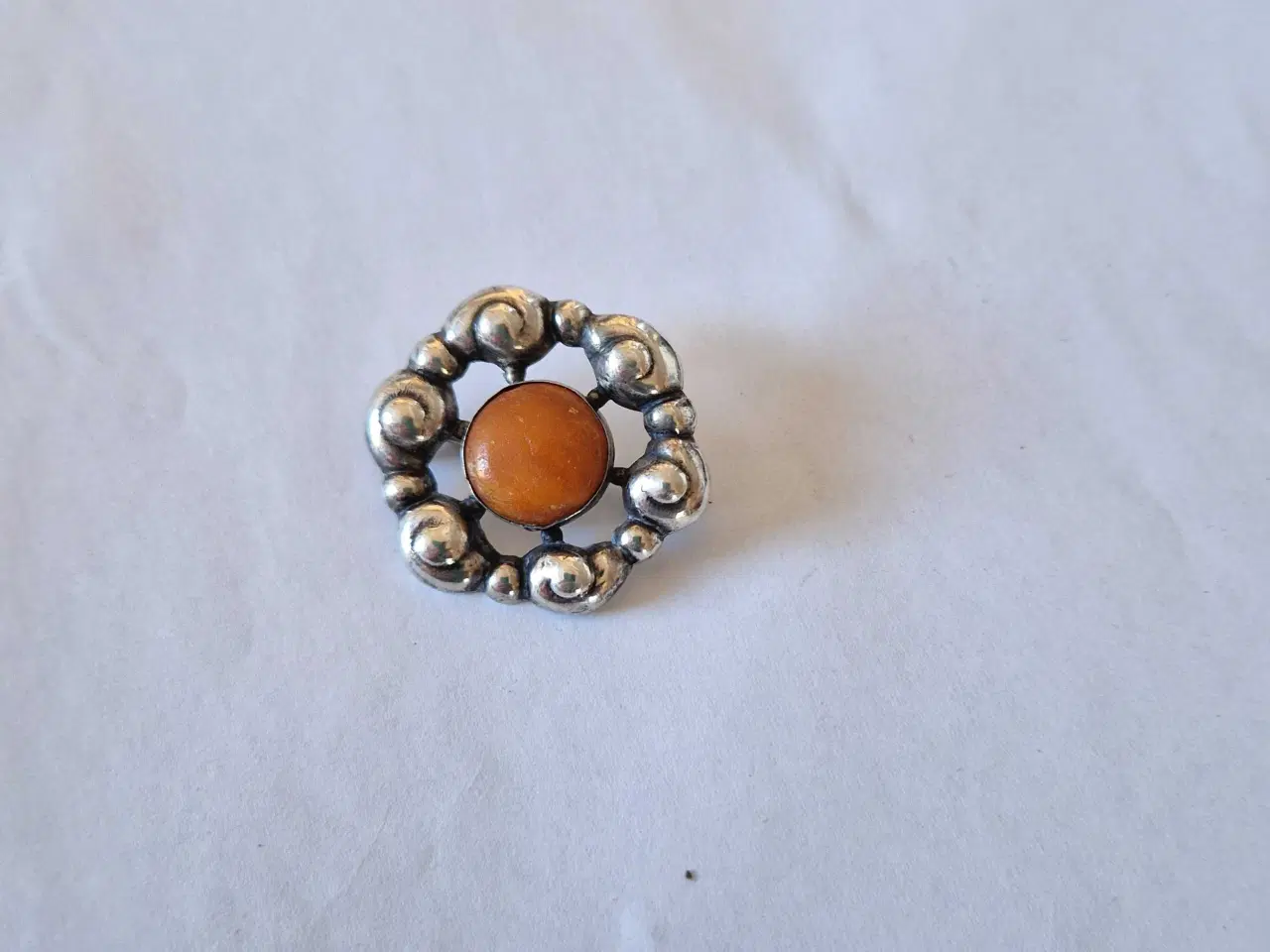 Billede 5 - Antik skønvirke broche I sølv