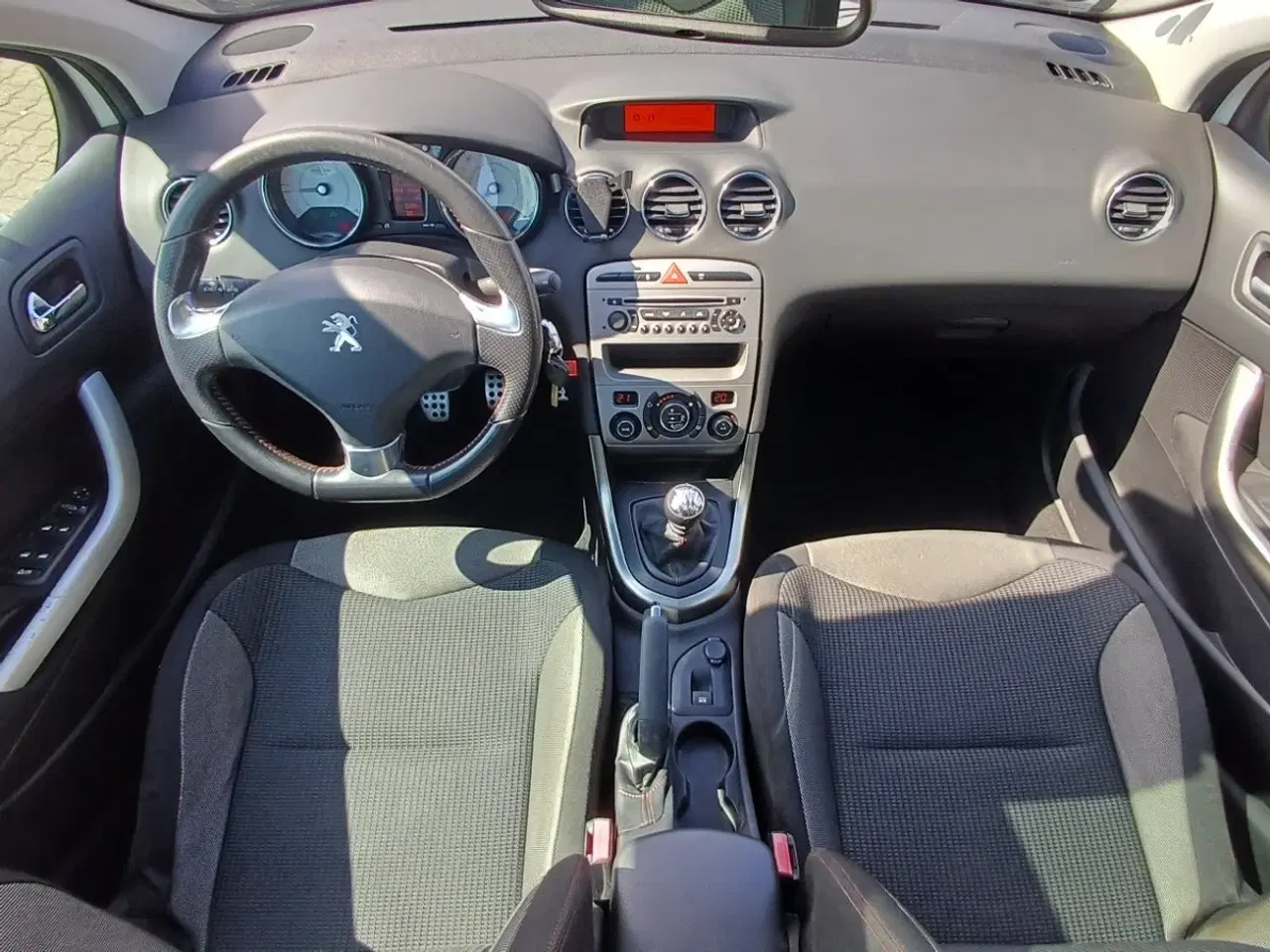 Billede 10 - Peugeot 308 1,6 HDi 110 Sportium