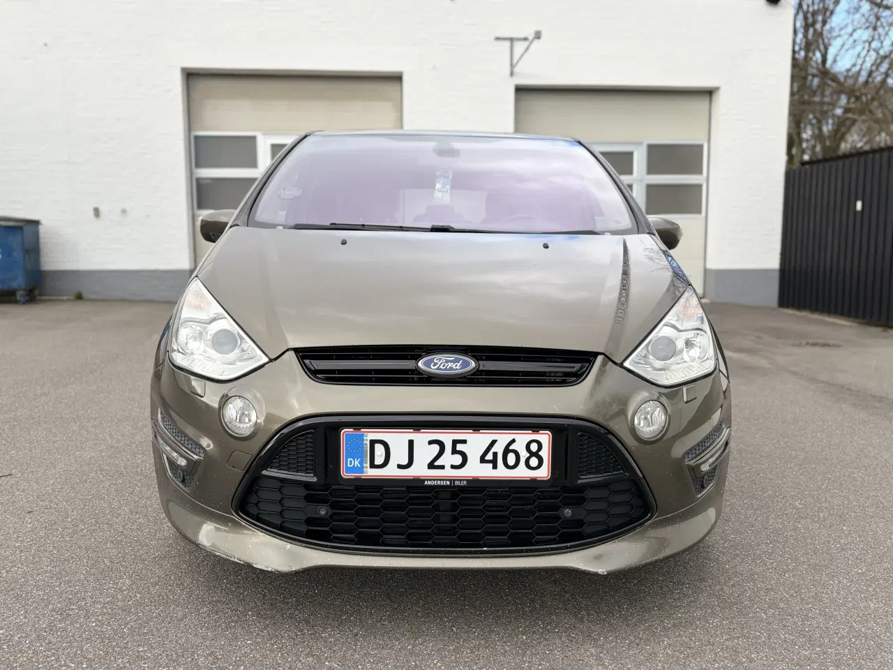 Billede 2 - Topudstyret Ford S-max 2,0 SCTI 140 HK Titanium S 