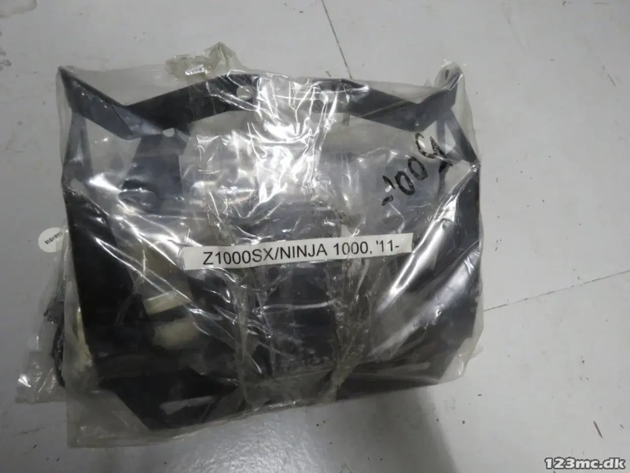 Billede 1 - Nummerpladeholder Z1000SX
