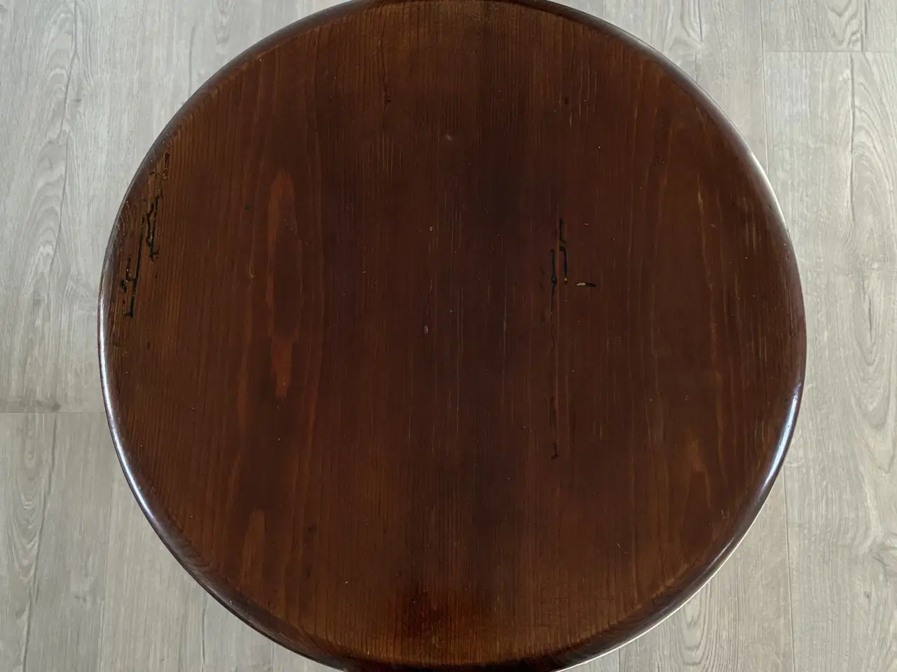 Billede 3 - Søjlebord af mahogni og mahognifarvet træ