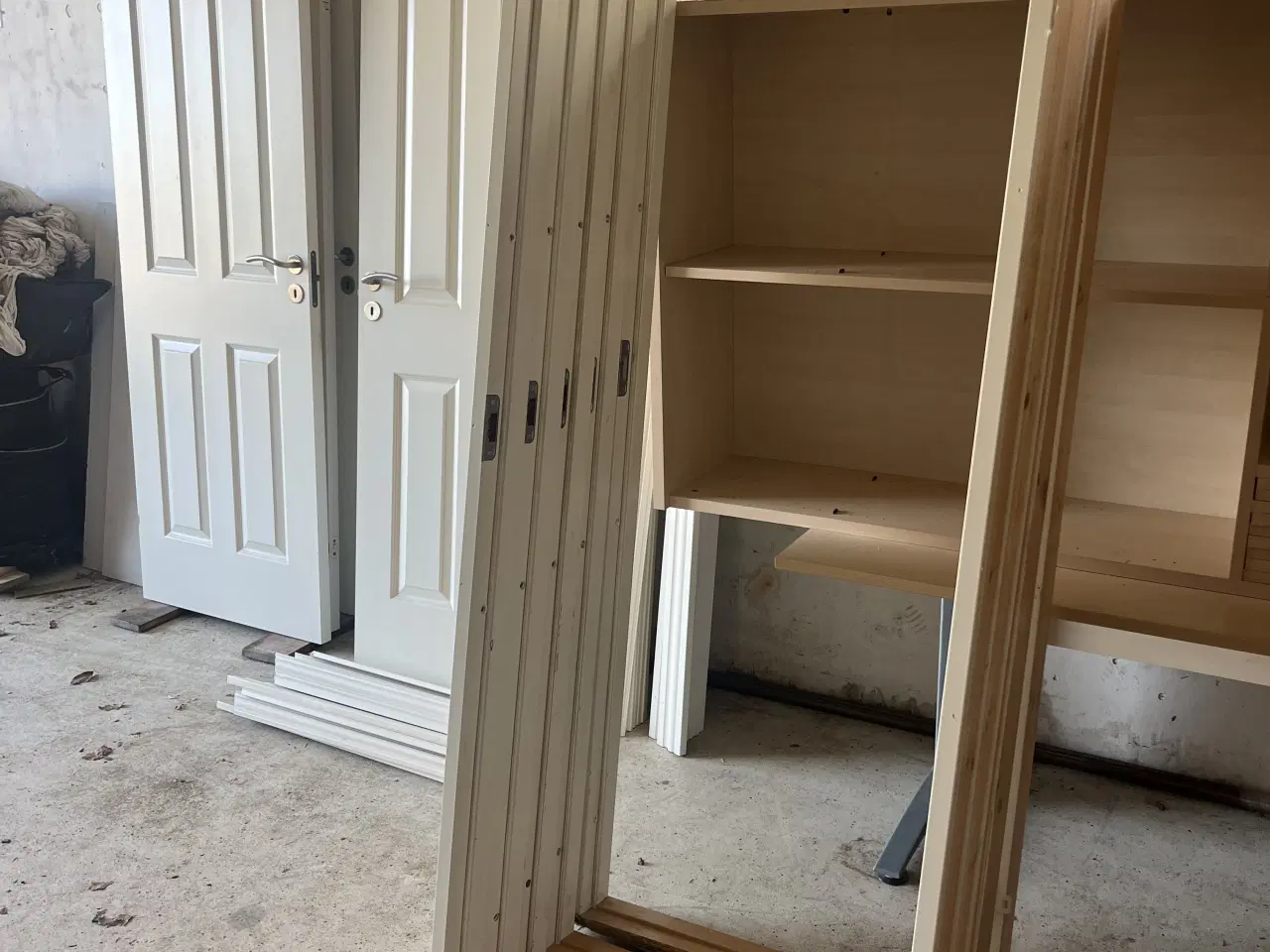 Billede 2 - Swedoor compact 9x21 incl karme og almue gerigter