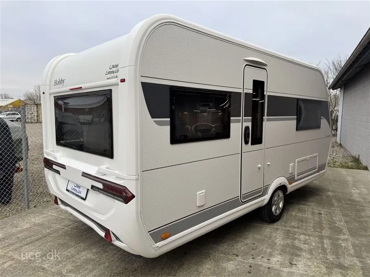 Billede 3 - 2025 - Hobby De Luxe 460 UFe   Prisen er inkl. klargøring, gastest, fugttest, syn og nummerplade.
