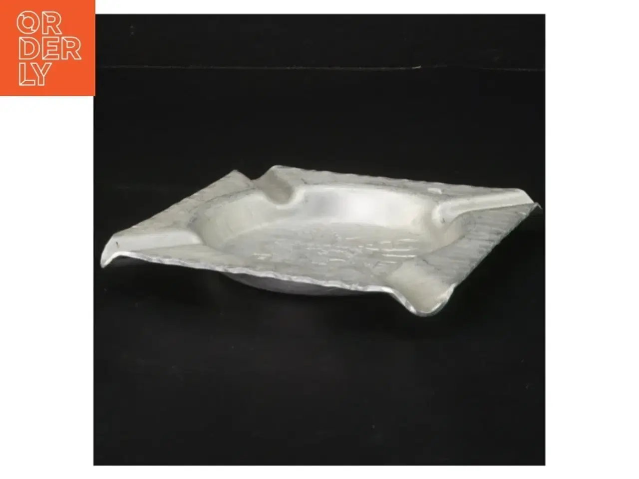 Billede 3 - Askebæger i aluminium (str. 13,5 x 13,5 cm)