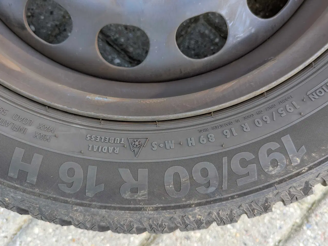 Billede 5 - 4 stk vinterdæk på stålfælge sælges