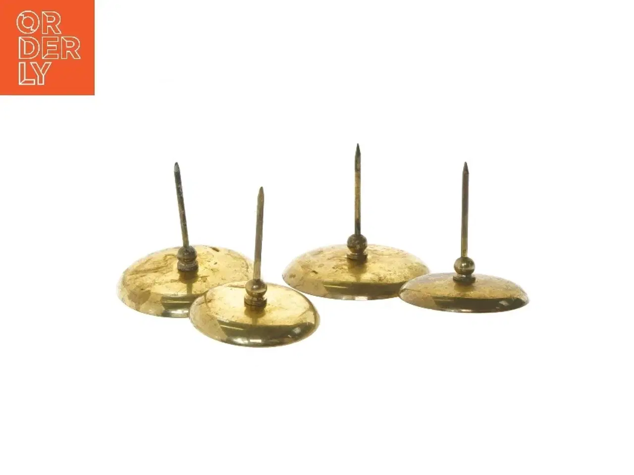 Billede 2 - Messing spyd til lys  (str. 9x8 og 7,5x8 cm)