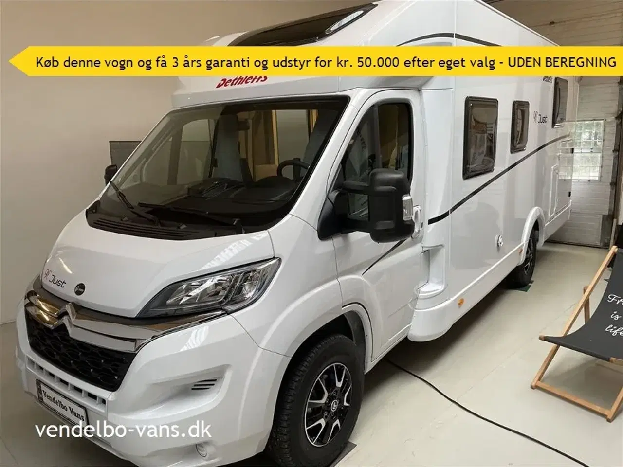 Billede 1 - 2023 - Dethleffs Just T 7052 DBM - 90 Year   Fritstående dobbeltseng med ekstra  stor garage neden under