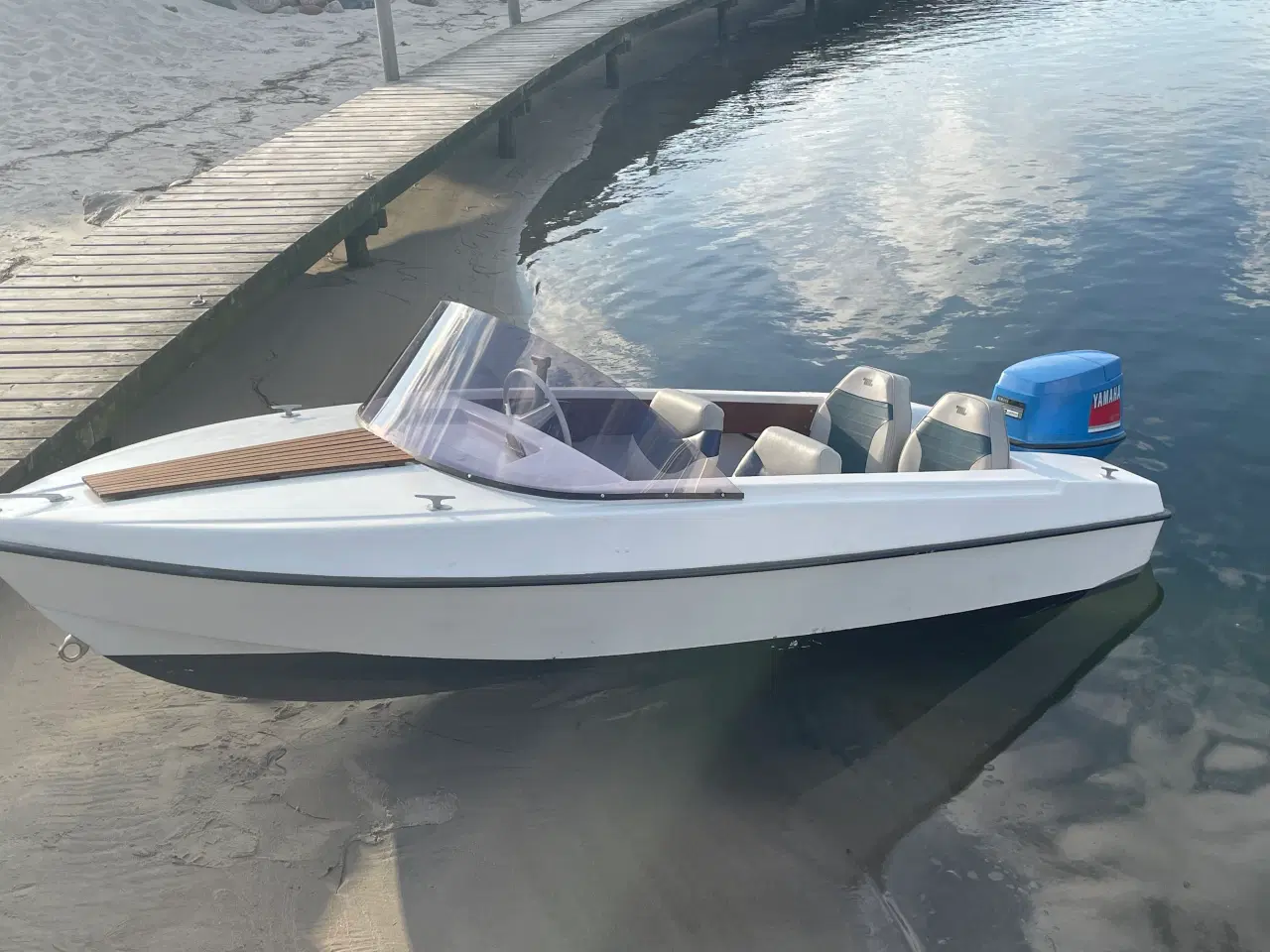 Billede 1 - Speedbåd Med Yamaha 40Hk Racing Motor 