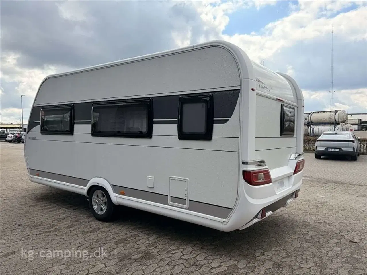 Billede 2 - 2022 - Hobby Excellent 460 SL   Enkeltsenge - Luftfortelt - Mover - Cykelstativ.