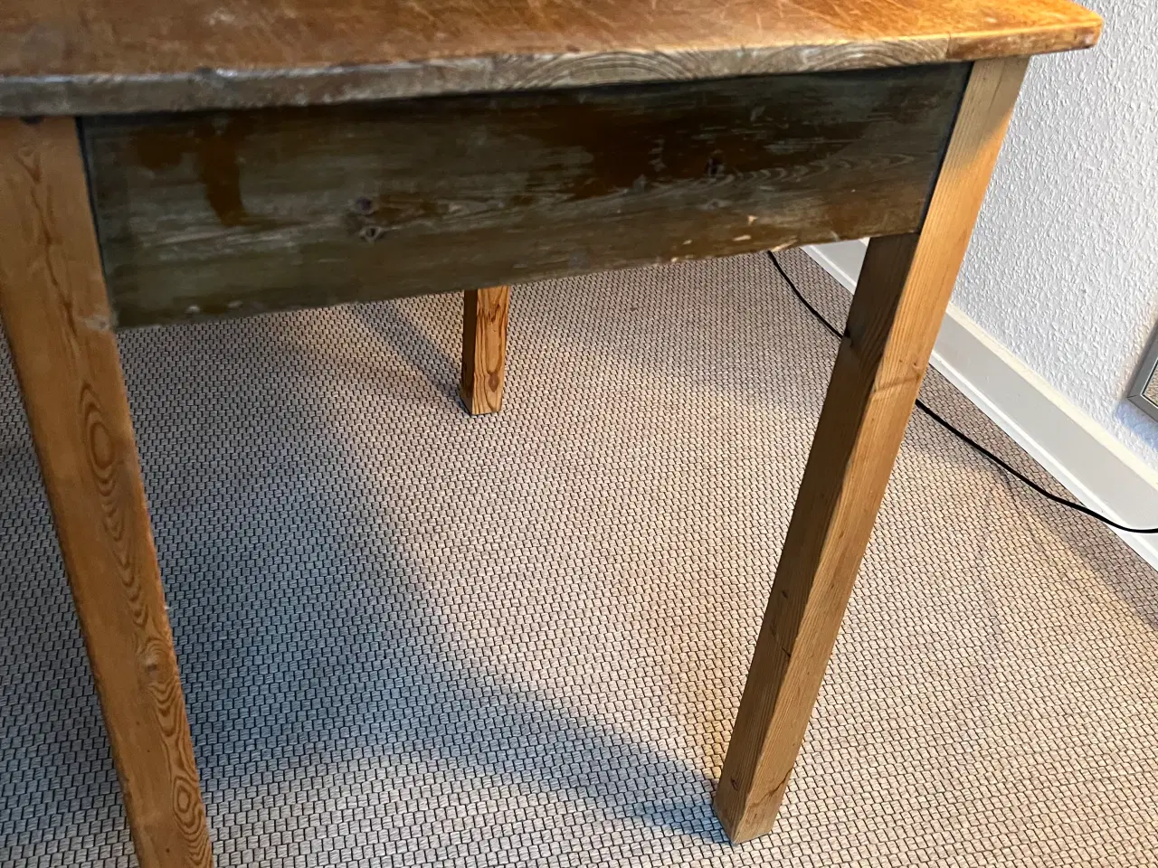 Billede 3 - Retro Lille træbord