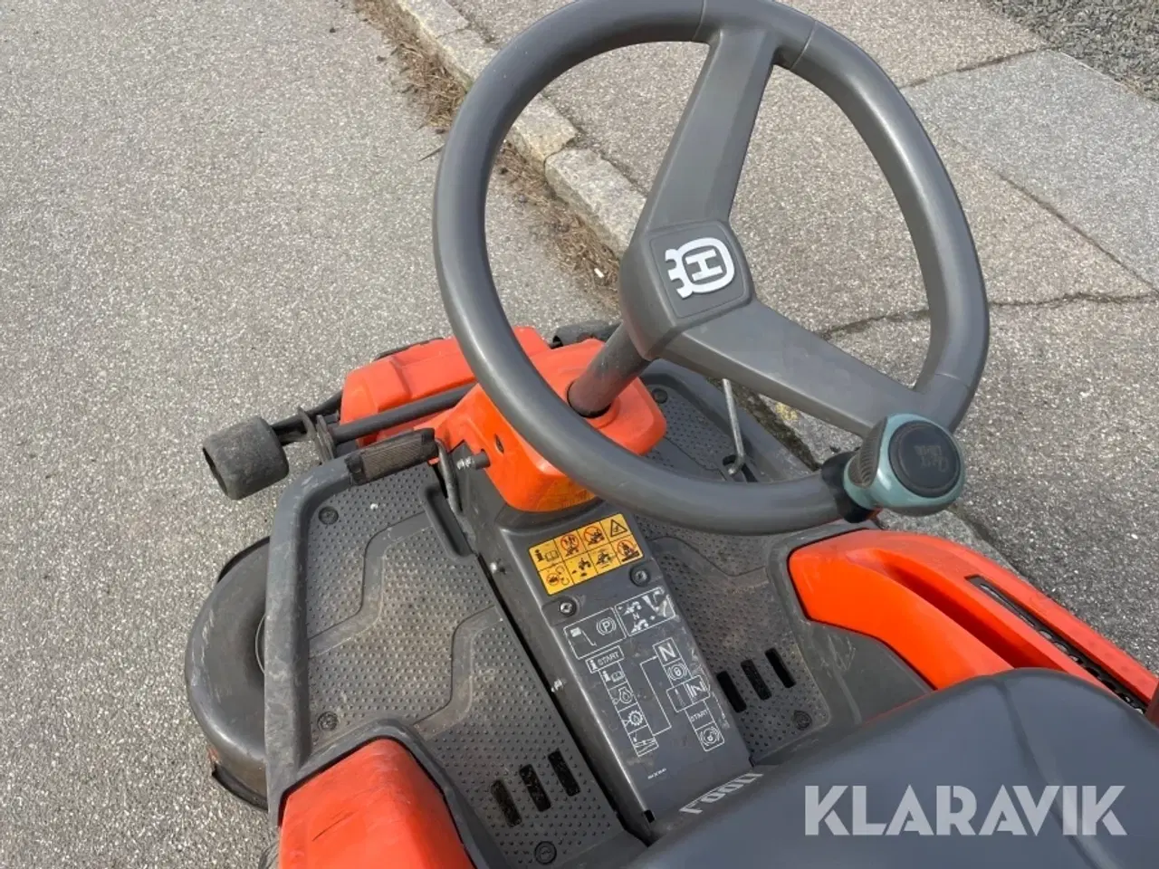 Billede 11 - Græsslåmaskine Husqvarna R216 AWD